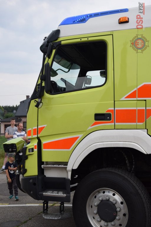 Prezentacja najnowocześniejszego sprzętu strażackiego w Łysych [21.06.2018] - zdjęcie #16 - eOstroleka.pl