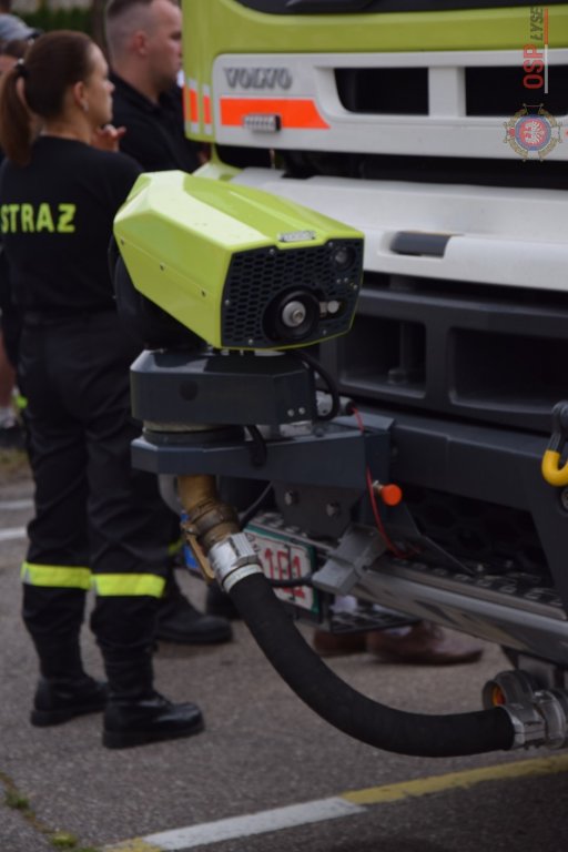 Prezentacja najnowocześniejszego sprzętu strażackiego w Łysych [21.06.2018] - zdjęcie #13 - eOstroleka.pl
