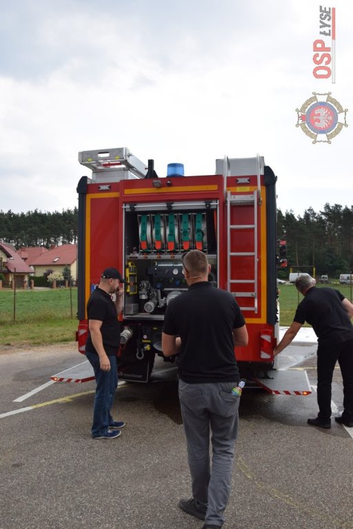 Prezentacja najnowocześniejszego sprzętu strażackiego w Łysych [21.06.2018] - zdjęcie #7 - eOstroleka.pl
