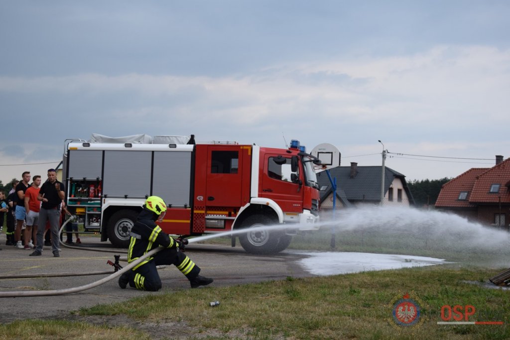 Prezentacja najnowocześniejszego sprzętu strażackiego w Łysych [21.06.2018] - zdjęcie #157 - eOstroleka.pl