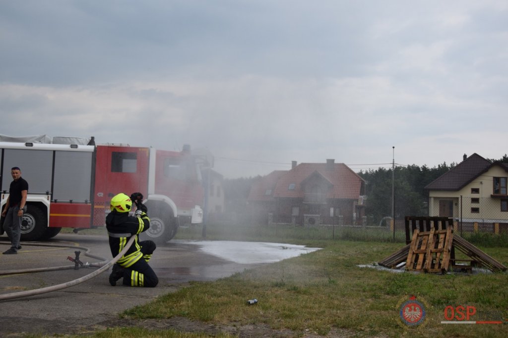 Prezentacja najnowocześniejszego sprzętu strażackiego w Łysych [21.06.2018] - zdjęcie #130 - eOstroleka.pl