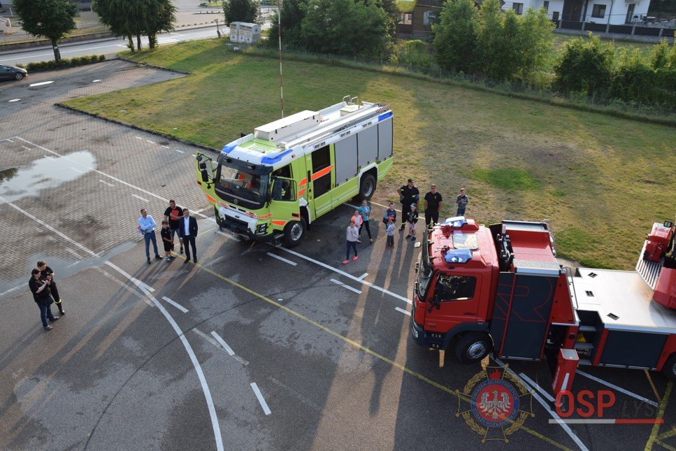 Prezentacja najnowocześniejszego sprzętu strażackiego w Łysych [21.06.2018] - zdjęcie #79 - eOstroleka.pl