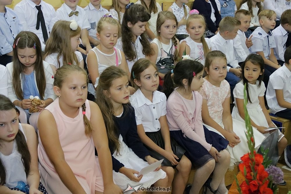 Zakończenie roku szkolnego w Szkole Podstawowej nr 6 w Ostrołęce [22.06.2018] - zdjęcie #45 - eOstroleka.pl