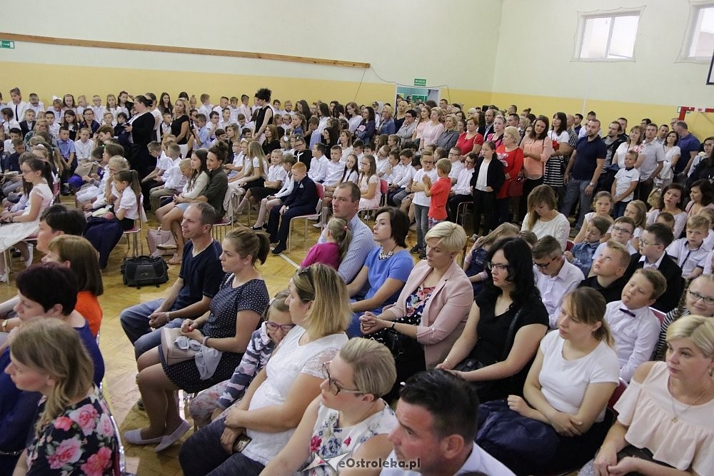 Zakończenie roku szkolnego w Szkole Podstawowej nr 6 w Ostrołęce [22.06.2018] - zdjęcie #82 - eOstroleka.pl
