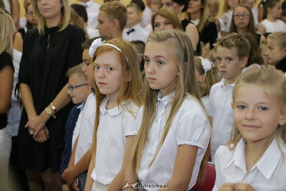 Zakończenie roku szkolnego w Szkole Podstawowej nr 6 w Ostrołęce [22.06.2018] - zdjęcie #99 - eOstroleka.pl