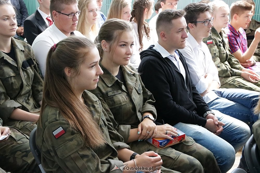 Zakończenie roku szkolnego w Zespole Szkół Zawodowych nr 2 w Ostrołęce [22.06.2018] - zdjęcie #22 - eOstroleka.pl