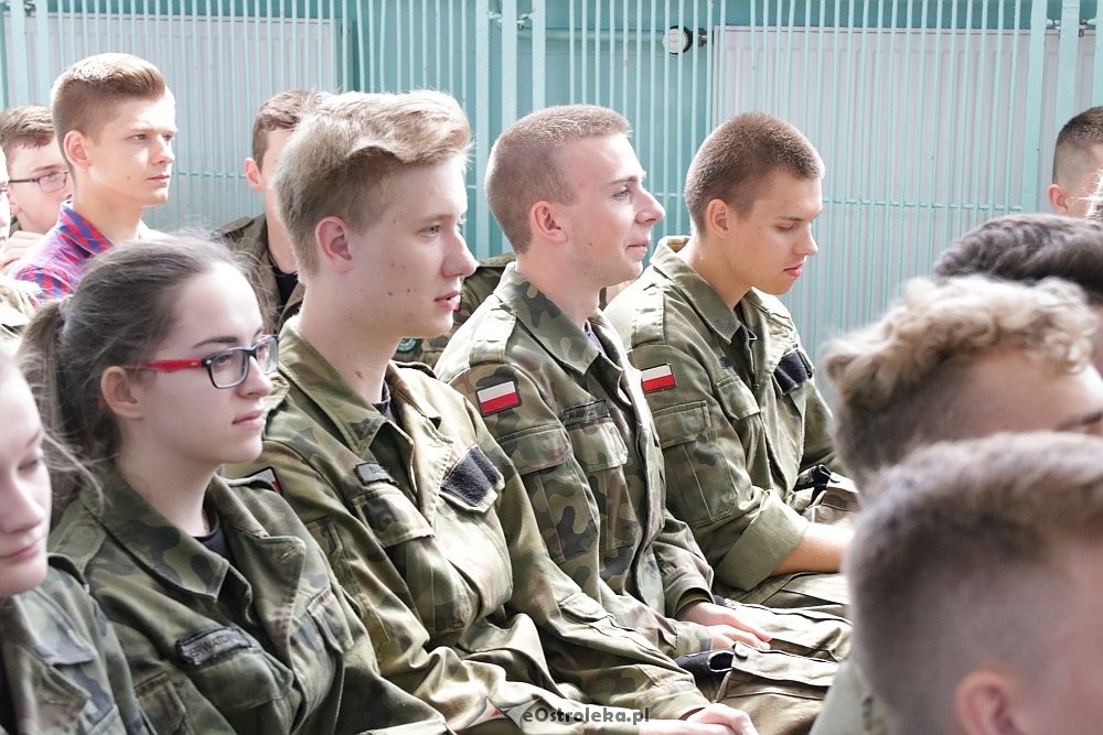 Zakończenie roku szkolnego w Zespole Szkół Zawodowych nr 2 w Ostrołęce [22.06.2018] - zdjęcie #18 - eOstroleka.pl