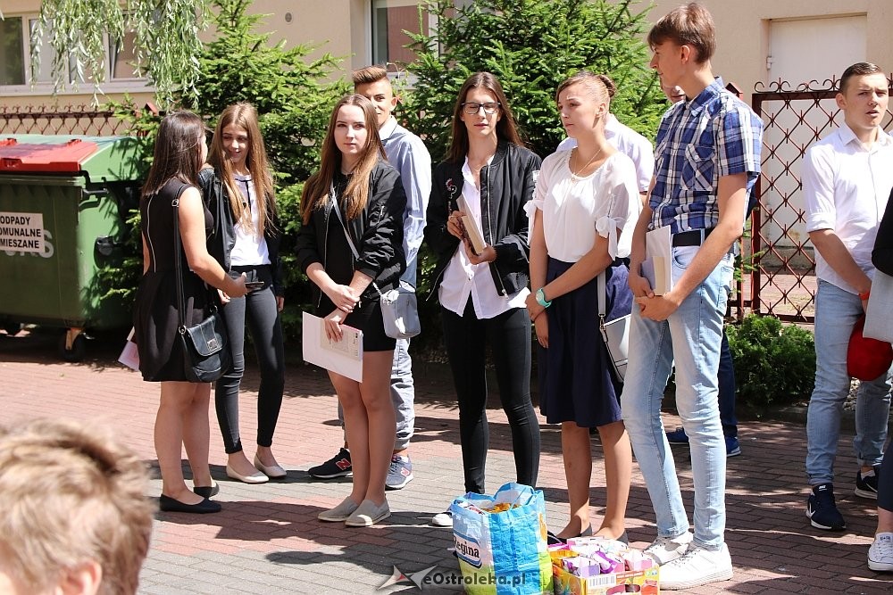 Zakończenie roku szkolnego w Zespole Szkół Zawodowych nr 4 [22.06.2018] - zdjęcie #10 - eOstroleka.pl
