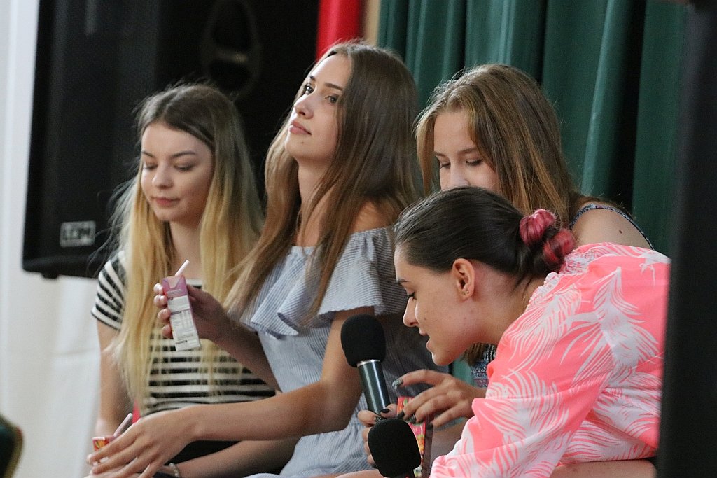 Zakończenie roku szkolnego w I Liceum Ogólnokształcącym [22.06.2018] - zdjęcie #12 - eOstroleka.pl