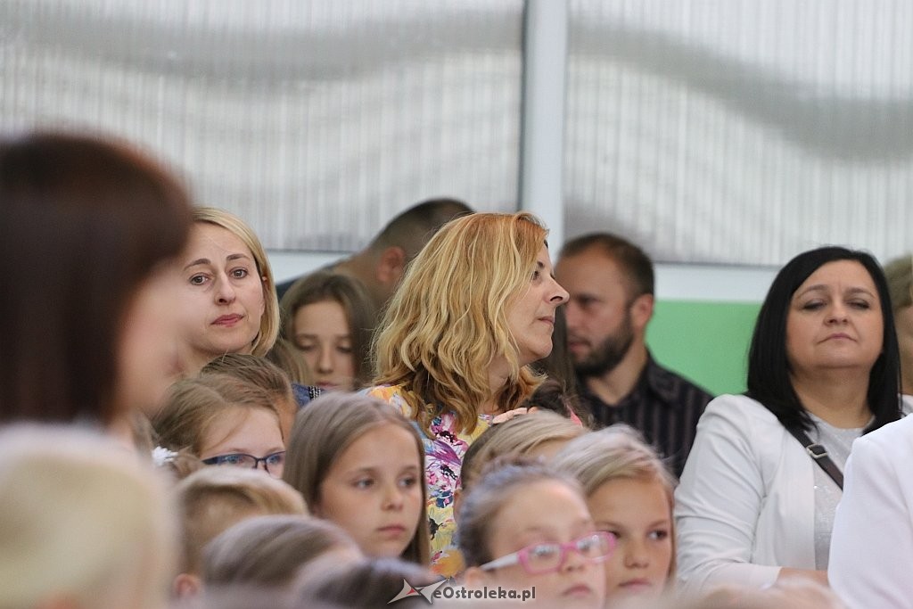 Zakończenie roku szkolnego w Szkole Podstawowej nr 2 [22.06.2018] - zdjęcie #56 - eOstroleka.pl