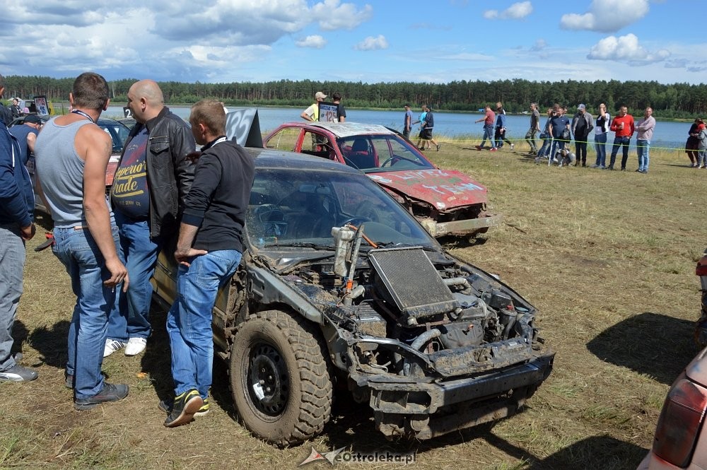 Wyścigi Wraków w Wykrocie  [24.06.2016] - zdjęcie #35 - eOstroleka.pl