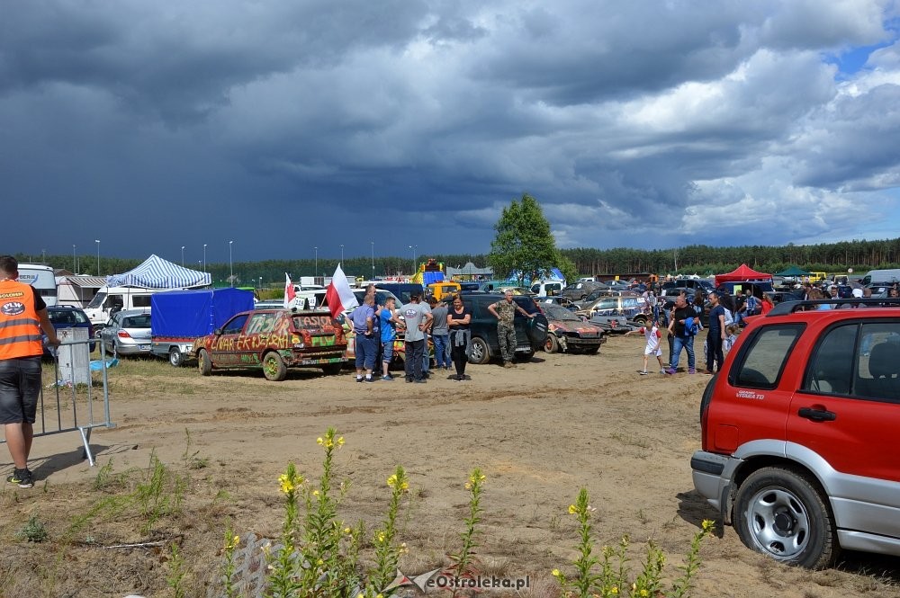 Wyścigi Wraków w Wykrocie  [24.06.2016] - zdjęcie #13 - eOstroleka.pl