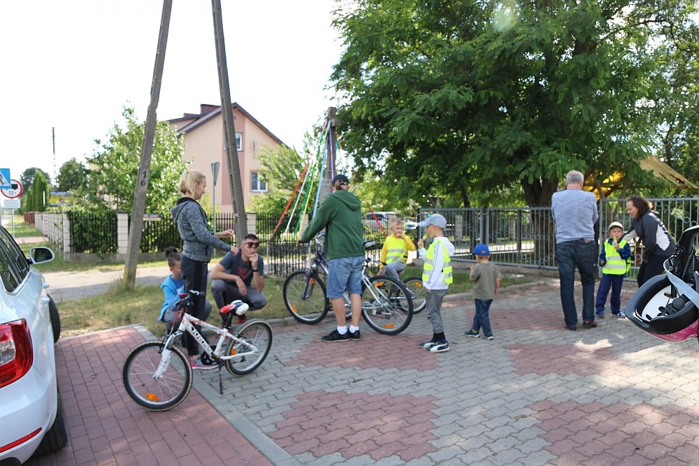 Przedszkolny rajd rowerowy do Kamianki [22.06.2018] - zdjęcie #41 - eOstroleka.pl