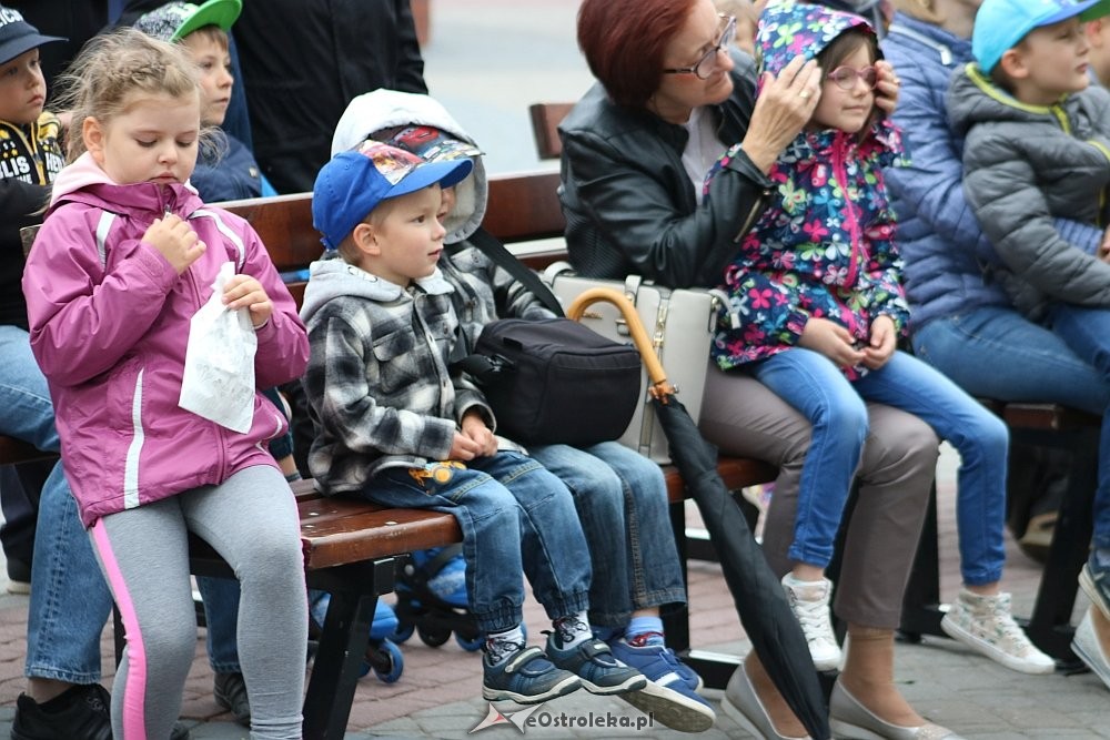 Musical dla najmłodszych „W to mi graj” na scenie przy fontannie [01.07.2018] - zdjęcie #19 - eOstroleka.pl