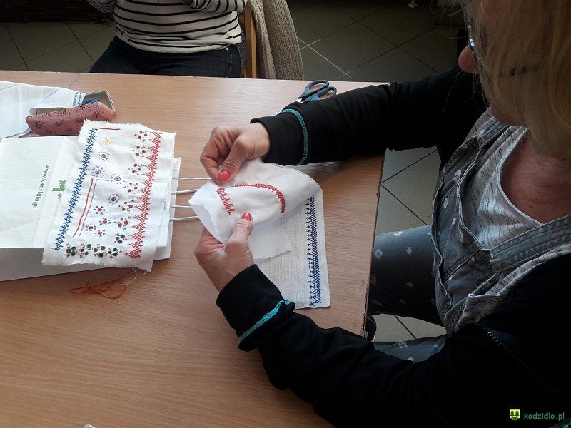 Kadzidło: Uczą się haftów i koronki [09.07.2018] - zdjęcie #12 - eOstroleka.pl