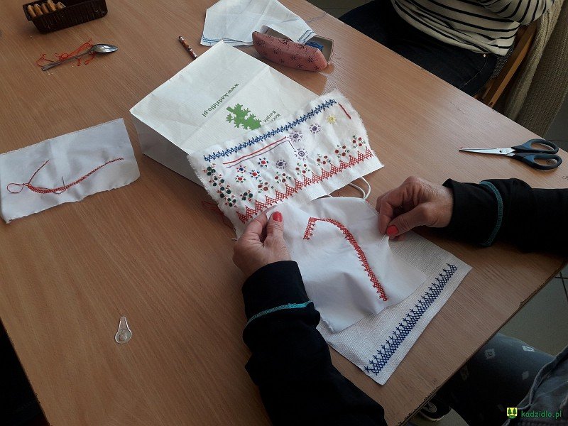Kadzidło: Uczą się haftów i koronki [09.07.2018] - zdjęcie #13 - eOstroleka.pl