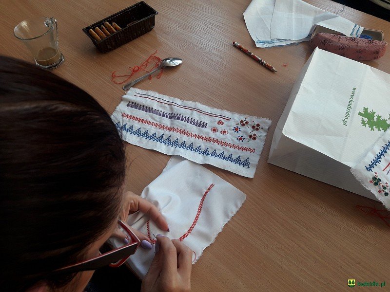 Kadzidło: Uczą się haftów i koronki [09.07.2018] - zdjęcie #14 - eOstroleka.pl