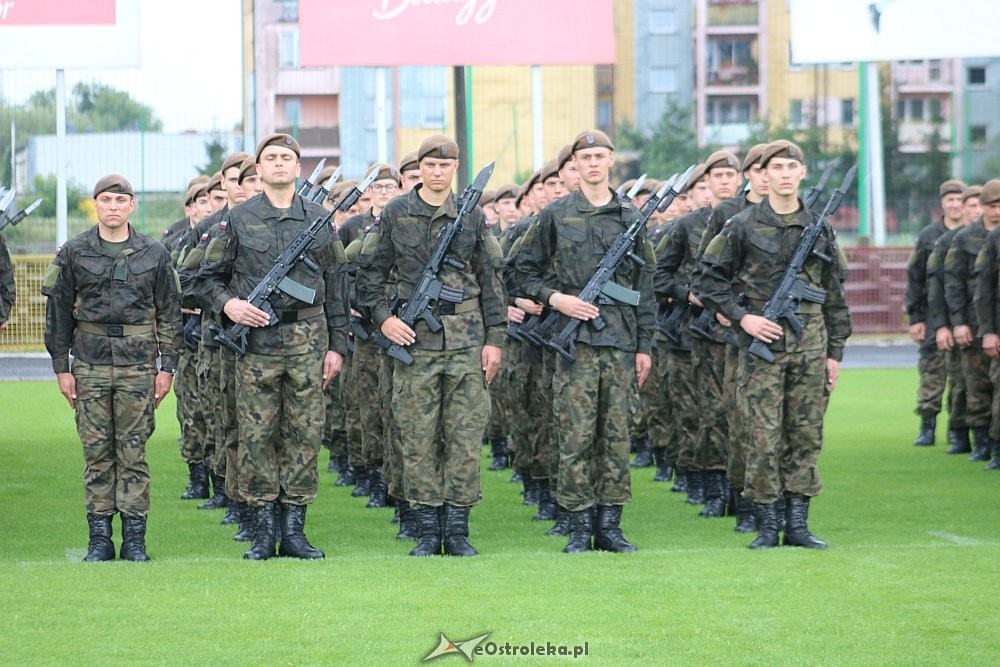 Przysięga żołnierzy z 5. Mazowieckiej Brygad Terytorialnej WOT [15.07.2018] - zdjęcie #93 - eOstroleka.pl