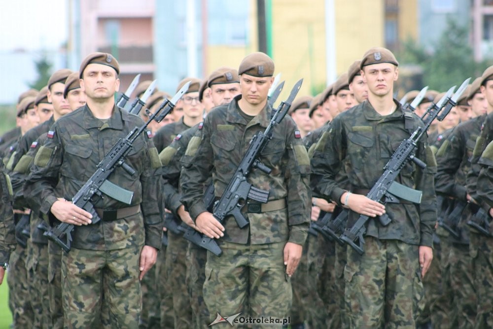 Przysięga żołnierzy z 5. Mazowieckiej Brygad Terytorialnej WOT [15.07.2018] - zdjęcie #95 - eOstroleka.pl