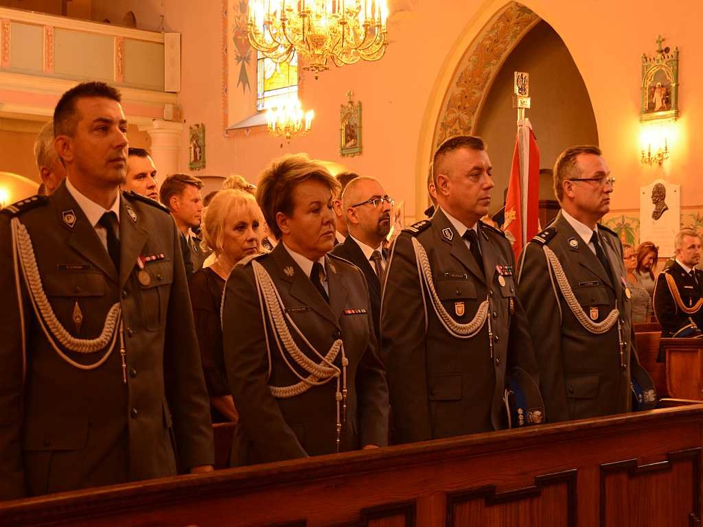 Oficjalne nadanie sztandaru przasnyskiej policji [17.07.2018] - zdjęcie #3 - eOstroleka.pl