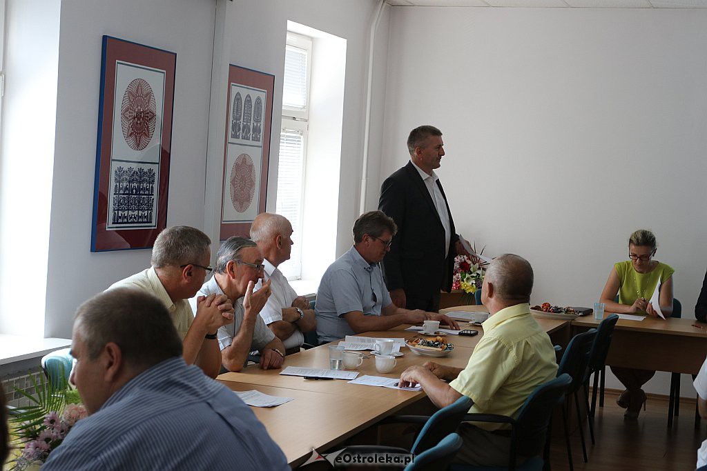 Sesja rady powiatu ostrołęckiego [30.07.2018] - zdjęcie #6 - eOstroleka.pl