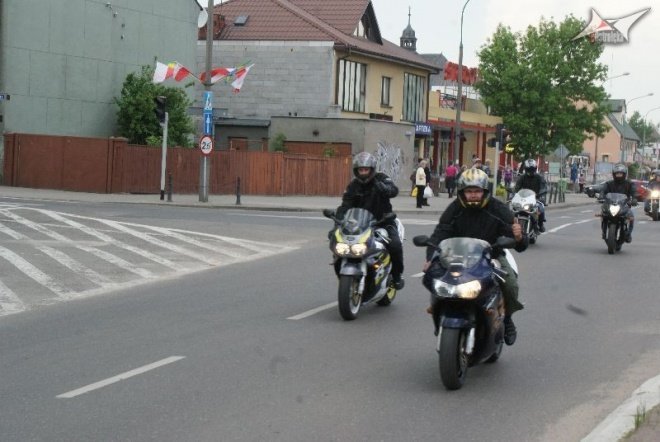 III Zlot Motocyklowy w Ostrołęce (22.05.2010) - zdjęcie #58 - eOstroleka.pl
