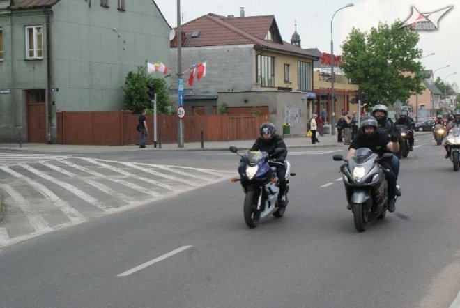 III Zlot Motocyklowy w Ostrołęce (22.05.2010) - zdjęcie #55 - eOstroleka.pl