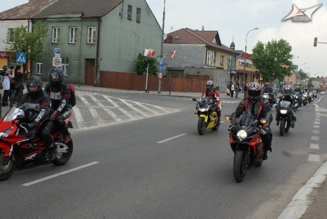 III Zlot Motocyklowy w Ostrołęce (22.05.2010) - zdjęcie #40 - eOstroleka.pl