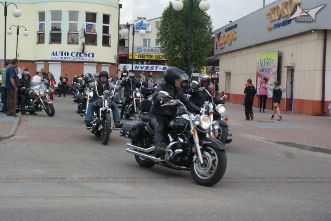 III Zlot Motocyklowy w Ostrołęce (22.05.2010) - zdjęcie #4 - eOstroleka.pl