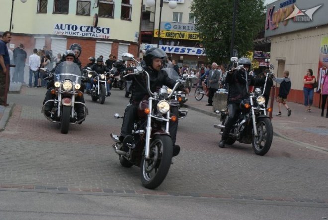 III Zlot Motocyklowy w Ostrołęce (22.05.2010) - zdjęcie #3 - eOstroleka.pl