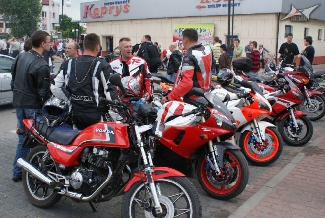 III Zlot Motocyklowy w Ostrołęce (22.05.2010) - zdjęcie #1 - eOstroleka.pl