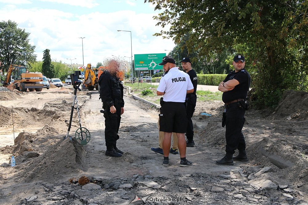Niewybuch na budowie ulicy Witosa [06.08.2018] - zdjęcie #12 - eOstroleka.pl