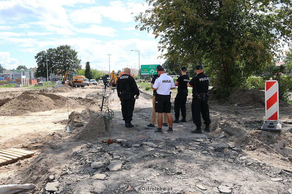 Niewybuch na budowie ulicy Witosa [06.08.2018] - zdjęcie #13 - eOstroleka.pl