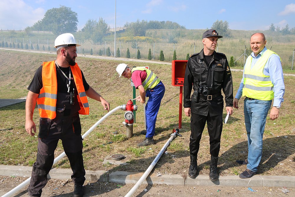 Ostrołęka: Pożar na sortowni śmieci? Spokojnie, to tylko ćwiczenia [17.08.2018] - zdjęcie #122 - eOstroleka.pl