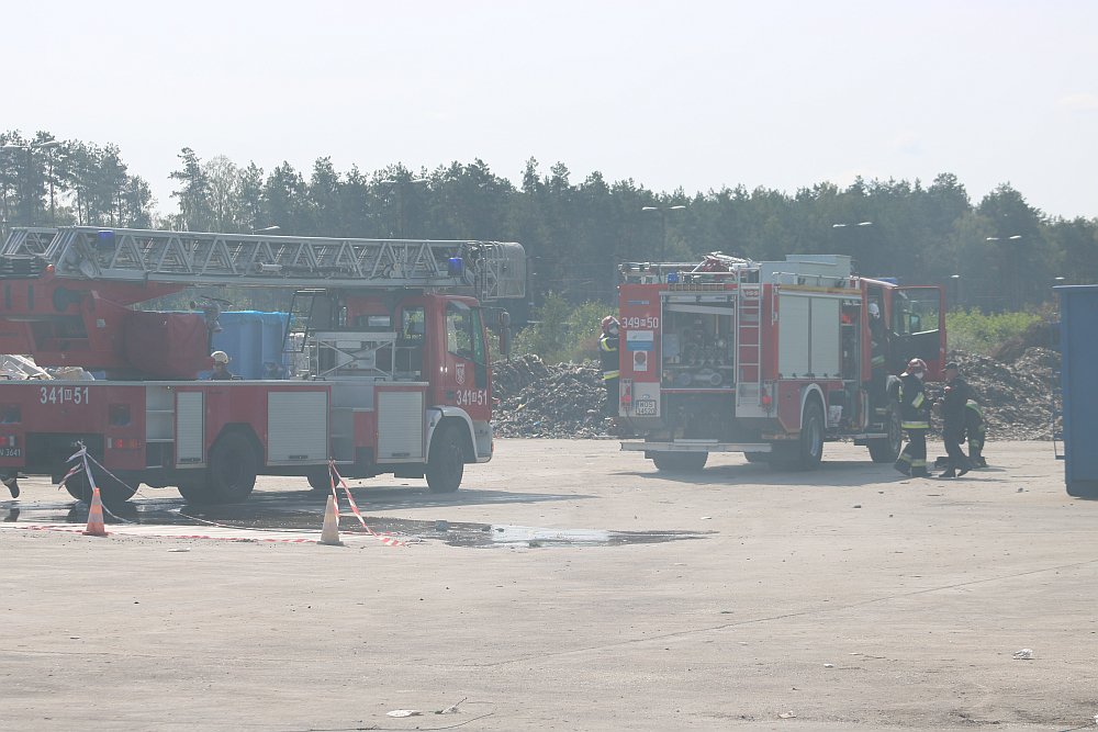 Ostrołęka: Pożar na sortowni śmieci? Spokojnie, to tylko ćwiczenia [17.08.2018] - zdjęcie #58 - eOstroleka.pl