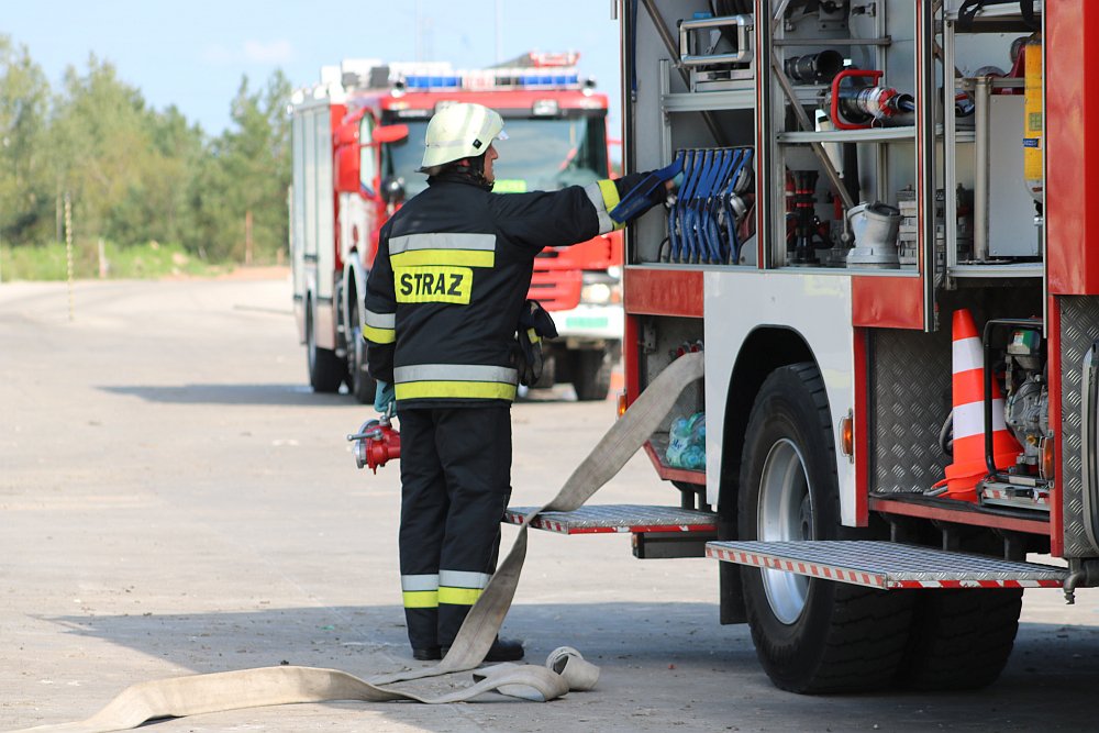 Ostrołęka: Pożar na sortowni śmieci? Spokojnie, to tylko ćwiczenia [17.08.2018] - zdjęcie #78 - eOstroleka.pl