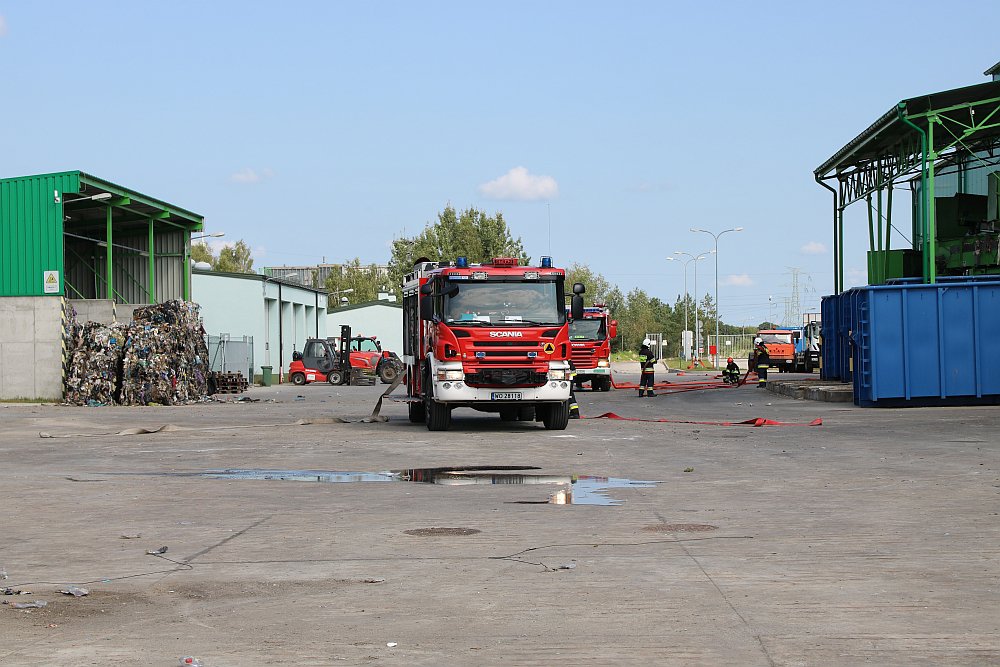 Ostrołęka: Pożar na sortowni śmieci? Spokojnie, to tylko ćwiczenia [17.08.2018] - zdjęcie #84 - eOstroleka.pl