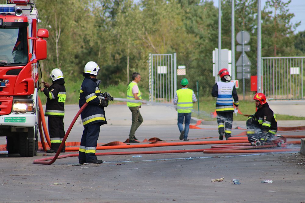 Ostrołęka: Pożar na sortowni śmieci? Spokojnie, to tylko ćwiczenia [17.08.2018] - zdjęcie #87 - eOstroleka.pl