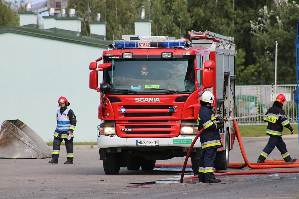 Ostrołęka: Pożar na sortowni śmieci? Spokojnie, to tylko ćwiczenia [17.08.2018] - zdjęcie #96 - eOstroleka.pl