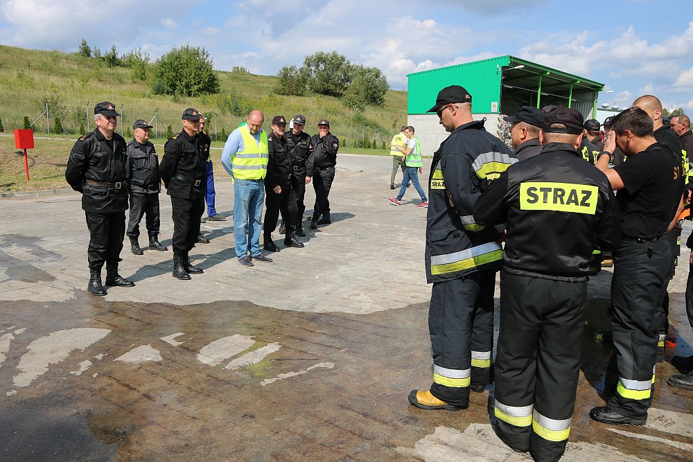 Ostrołęka: Pożar na sortowni śmieci? Spokojnie, to tylko ćwiczenia [17.08.2018] - zdjęcie #25 - eOstroleka.pl