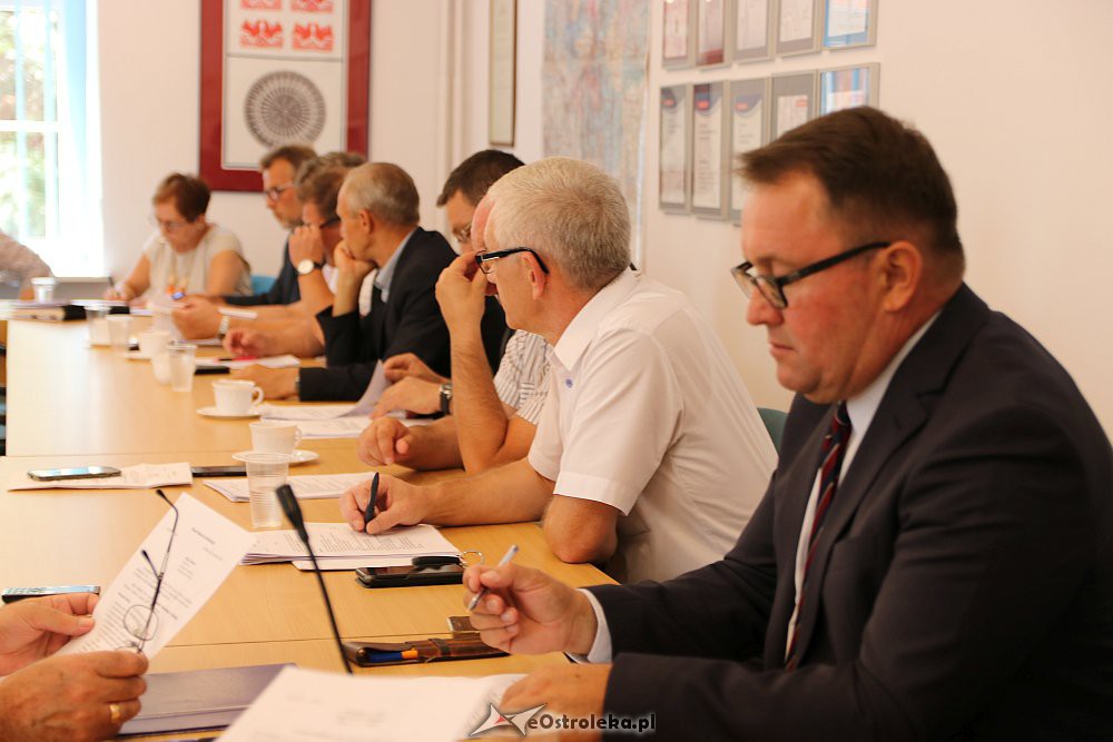 XLIX sesja Rady Powiatu w Ostrołęce [20.08.2018] - zdjęcie #11 - eOstroleka.pl