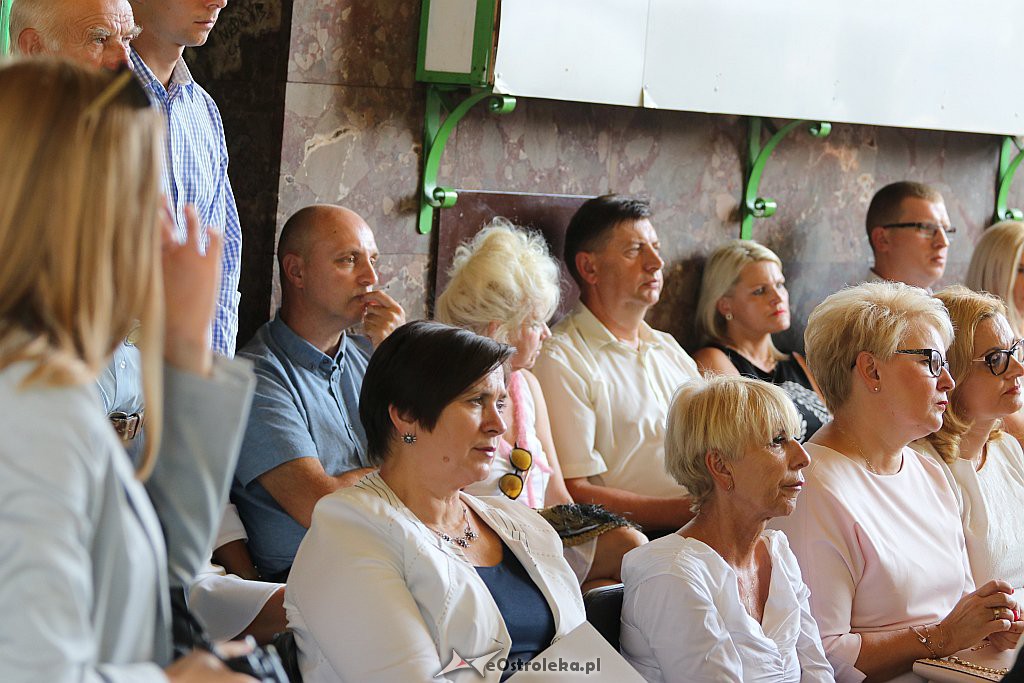 Podpisanie umowy na multicentrum przy Dworcu PKP [23.08.2018] - zdjęcie #16 - eOstroleka.pl