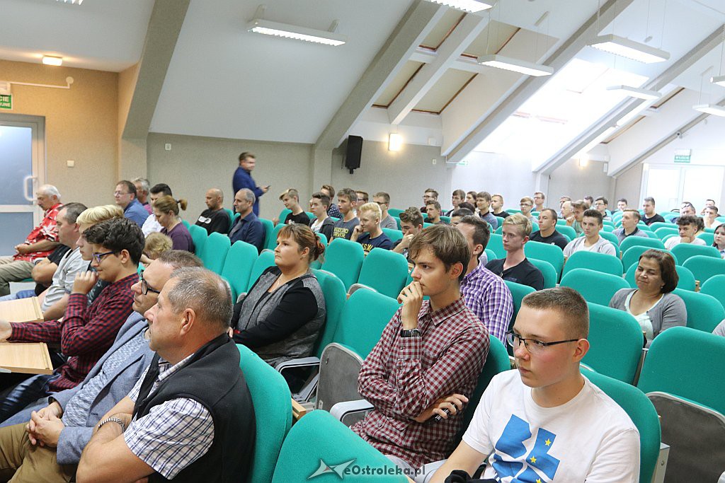 Spotkanie z Januszem Korwin-Mikkem [27.08.2018] - zdjęcie #14 - eOstroleka.pl