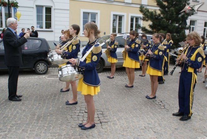 Ruszyły Juwenalia – studenci rządzą miastem (27.05.2010) - zdjęcie #1 - eOstroleka.pl