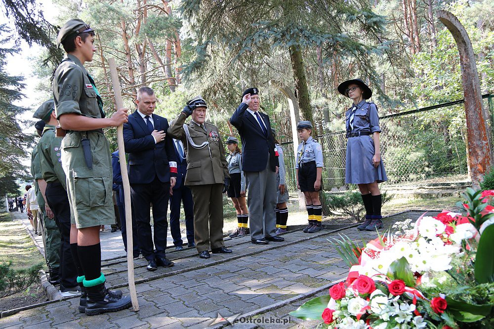 Ostrołęka upamiętniła ofiary II Wojny Światowej [01.09.2018] - zdjęcie #113 - eOstroleka.pl