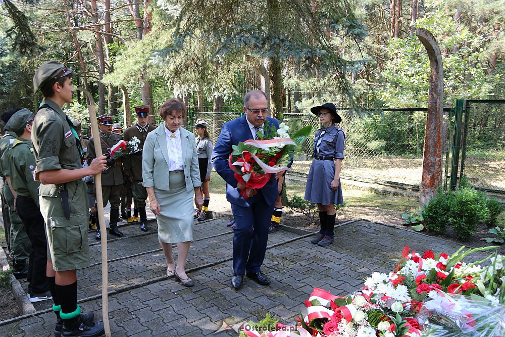 Ostrołęka upamiętniła ofiary II Wojny Światowej [01.09.2018] - zdjęcie #18 - eOstroleka.pl