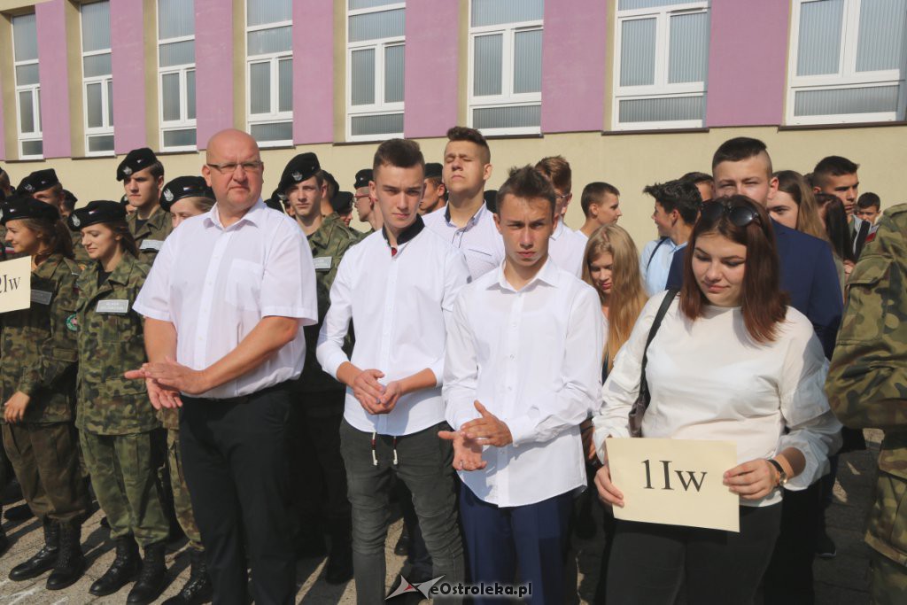 Rozpoczęcie roku szkolnego w ZSZ nr 2 w Ostrołęce [03.09.2018] - zdjęcie #52 - eOstroleka.pl