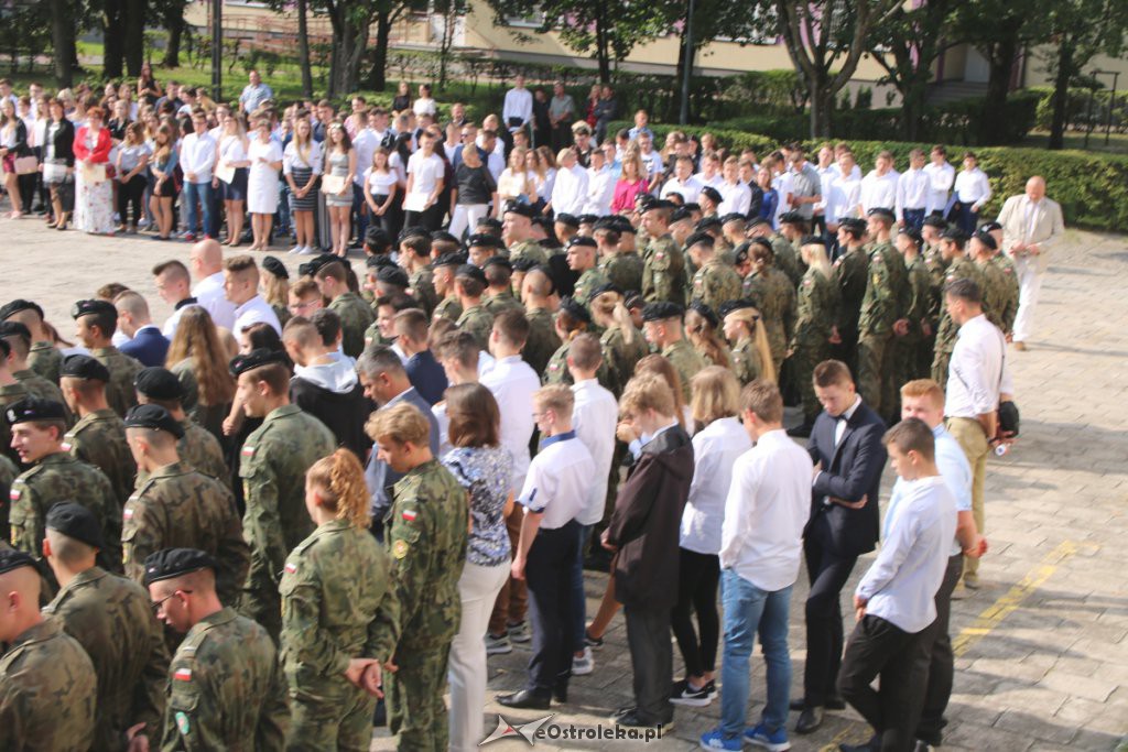 Rozpoczęcie roku szkolnego w ZSZ nr 2 w Ostrołęce [03.09.2018] - zdjęcie #10 - eOstroleka.pl