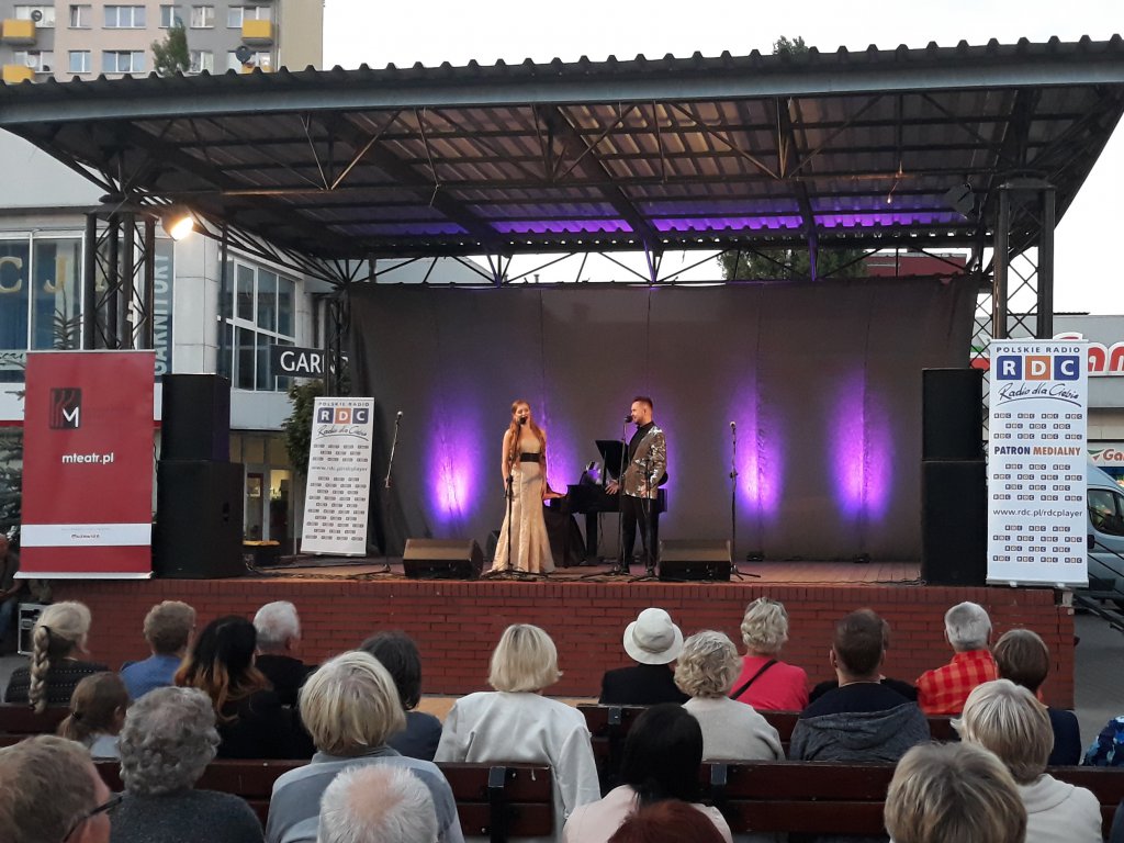III Festiwal Muzyczny Ostrołęckie Operalia: Koncert na scenie przy fontannie [07.09.2018] - zdjęcie #33 - eOstroleka.pl