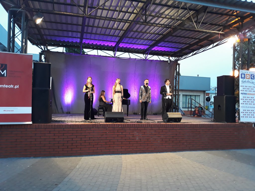 III Festiwal Muzyczny Ostrołęckie Operalia: Koncert na scenie przy fontannie [07.09.2018] - zdjęcie #32 - eOstroleka.pl